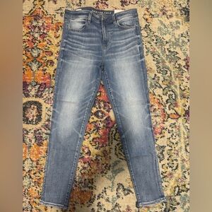 American Eagle High-Rise Jegging